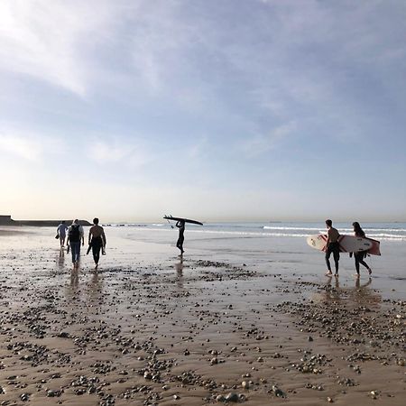 Psycho Surf Camp Bed and Breakfast Taghazout Exterior foto