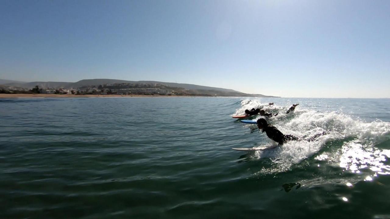 Psycho Surf Camp Bed and Breakfast Taghazout Exterior foto
